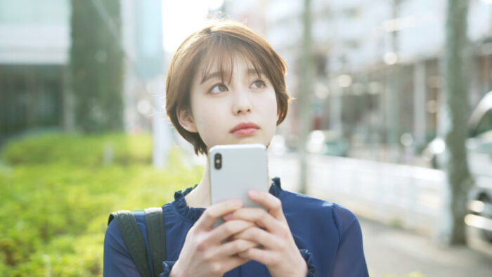 変な人が寄ってくる人の特徴5選!変な人に好かれる・モテる6つの原因を紹介 | ドウデモヨクナイ